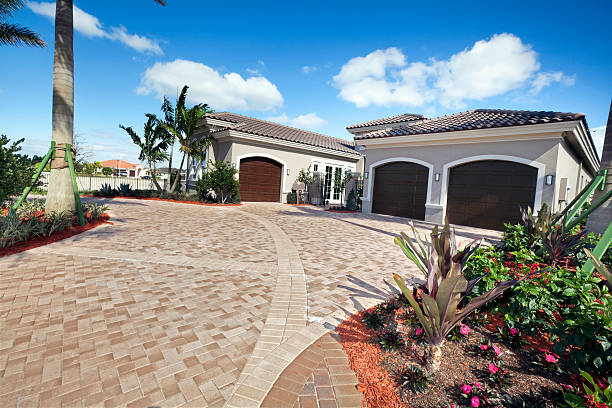 Best Driveway Paving Contractor  in Cincinnati, OH