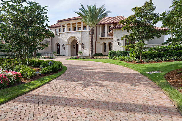 Best Driveway Resurfacing Pavers  in Cincinnati, OH